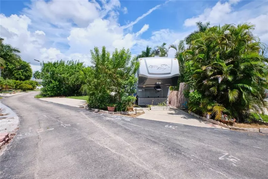 17135 Taffy ST, Fort Myers, FL 33908