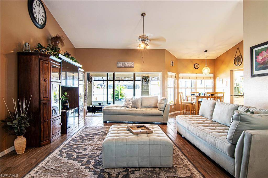 Cape Coral, FL 33990,412 SE 13th AVE
