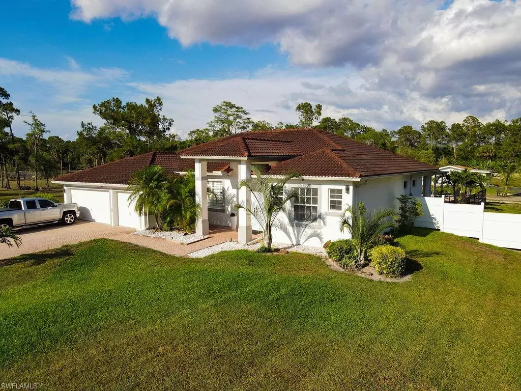 Naples, FL 34120,2140 8th ST NE