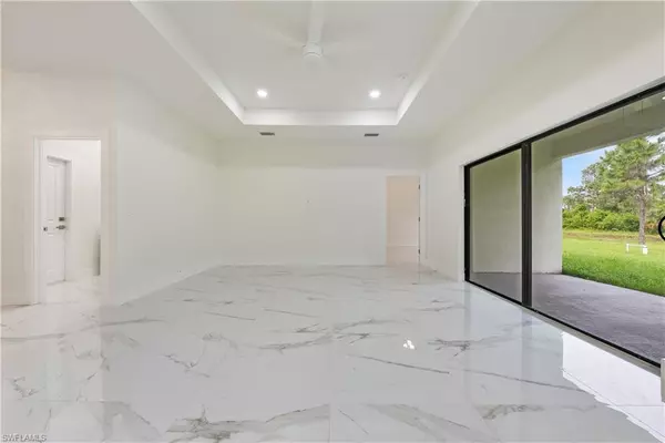 Lehigh Acres, FL 33974,508 Redwood AVE S