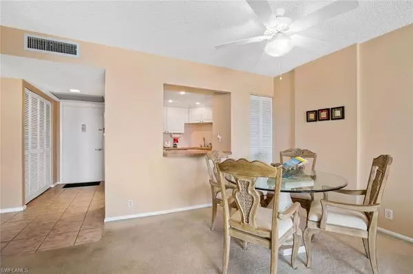 Naples, FL 34108,3 BLUEBILL AVE #610
