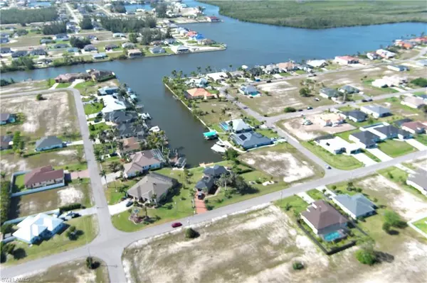 Cape Coral, FL 33993,4213 NW 39th ST