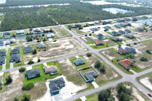 Cape Coral, FL 33993,4213 NW 39th ST