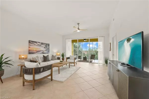 6820 Sterling Greens PL #401, Naples, FL 34104