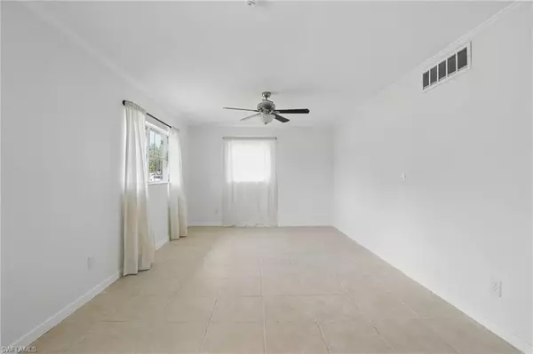 Fort Myers, FL 33919,9920 Almetta AVE
