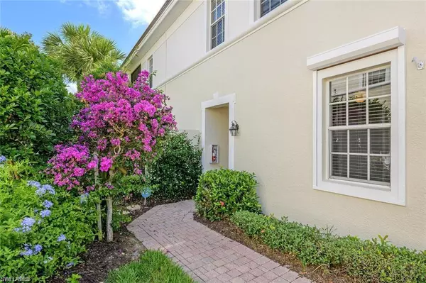 Miromar Lakes, FL 33913,10105 Valiant CT #101