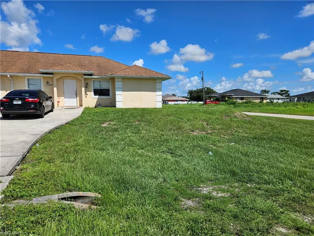 Lehigh Acres, FL 33973,2406 Ansel AVE S