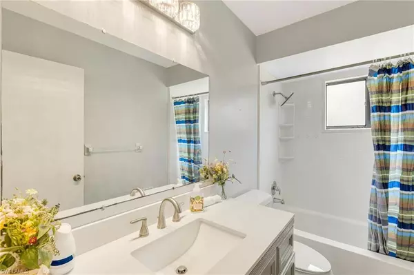 Cape Coral, FL 33914,1325 SW 28th ST