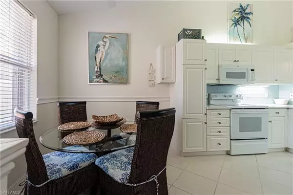 Naples, FL 34104,260 Robin Hood CIR #202