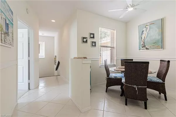 Naples, FL 34104,260 Robin Hood CIR #202