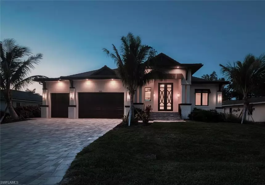825 Miramar CT, Cape Coral, FL 33904