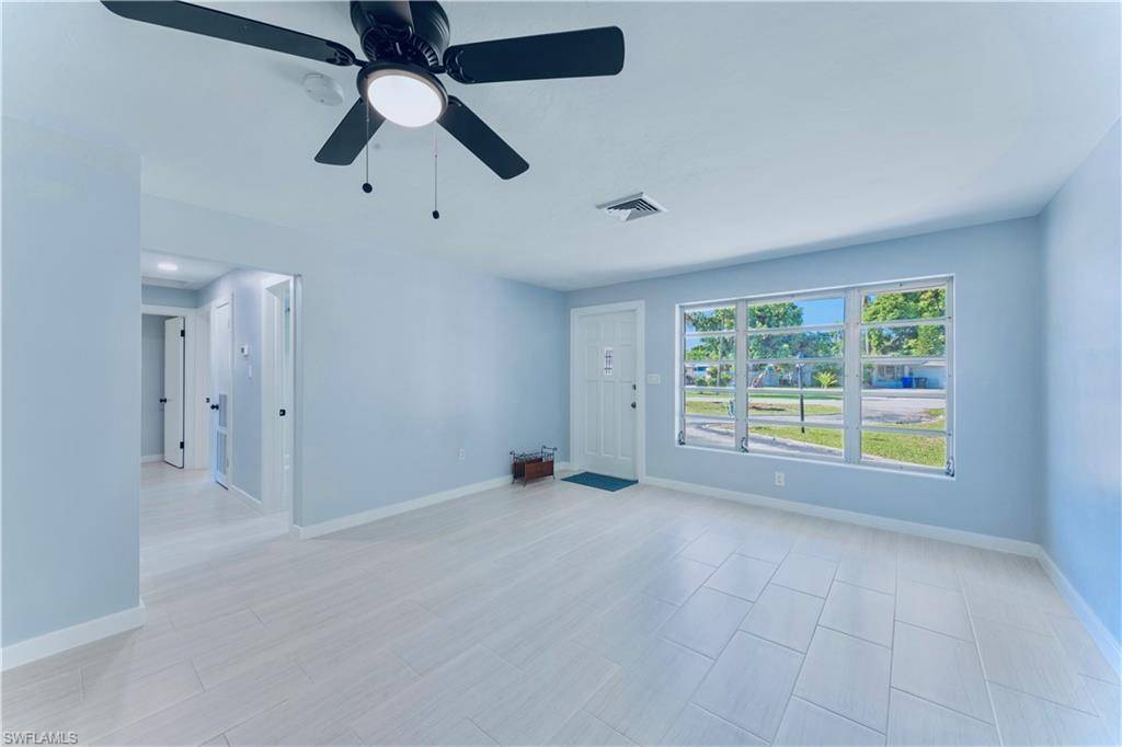 Fort Myers, FL 33916,4101 Rainbow DR
