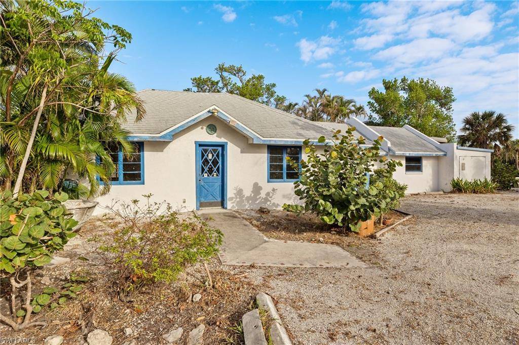 Sanibel, FL 33957,1544 Periwinkle WAY