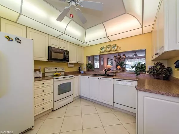 Naples, FL 34112,Address not disclosed
