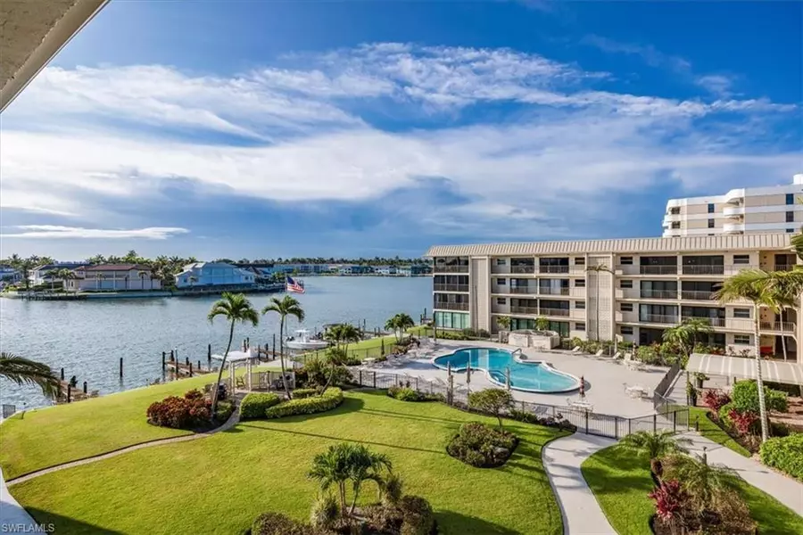 3200 Gulf Shore BLVD N #403, Naples, FL 34103