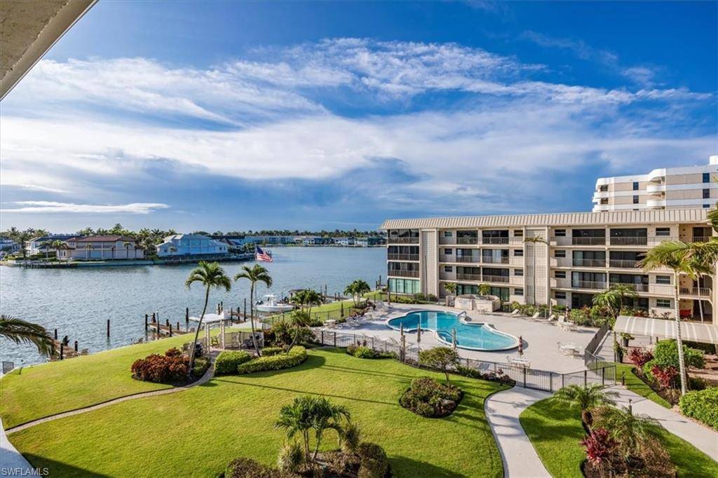 3200 Gulf Shore BLVD N #403, Naples, FL 34103