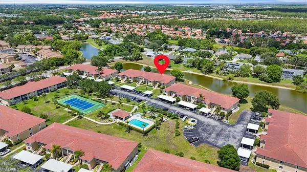 Naples, FL 34104,200 Furse Lakes CIR #B11