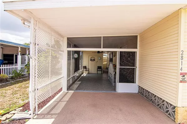 North Fort Myers, FL 33917,2814 Indianwood DR