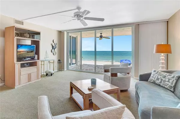 Naples, FL 34102,1919 Gulf Shore BLVD N #201