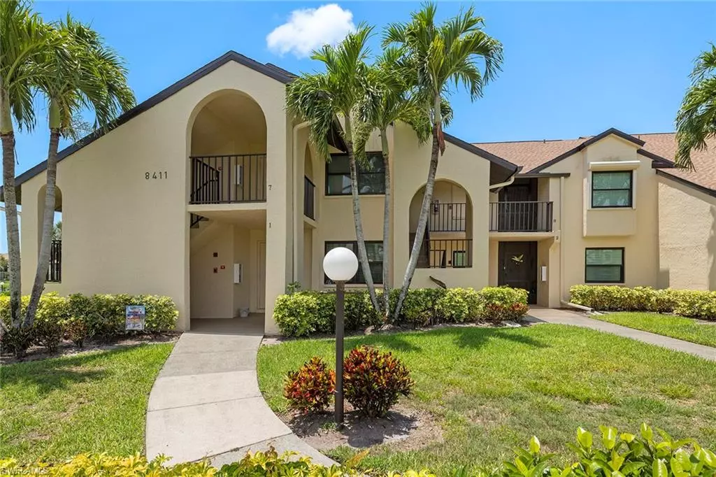 Fort Myers, FL 33919,8411 Charter Club CIR #1