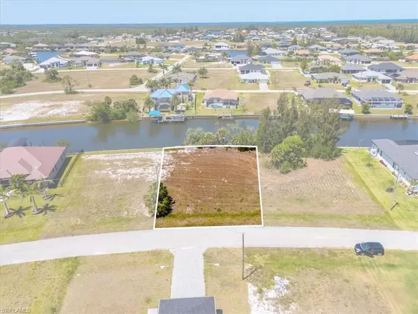 Cape Coral, FL 33993,2306 NW 37th PL