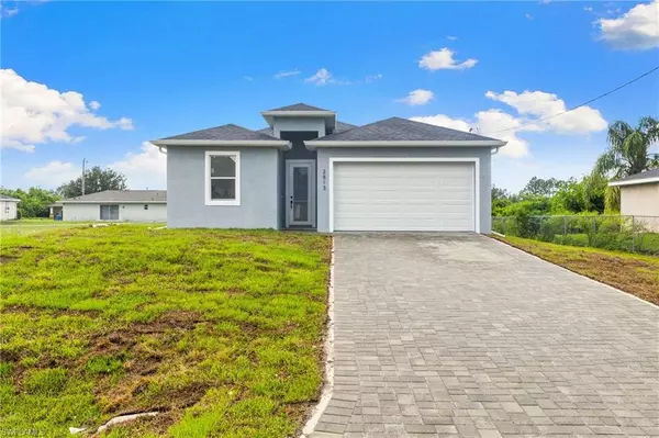 2813 38th ST SW, Lehigh Acres, FL 33976