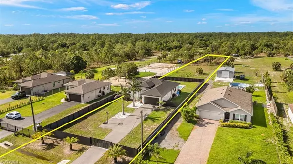 Naples, FL 34120,2552 70th AVE NE