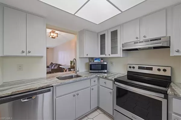 503 Cape Coral PKWY W #201, Cape Coral, FL 33914