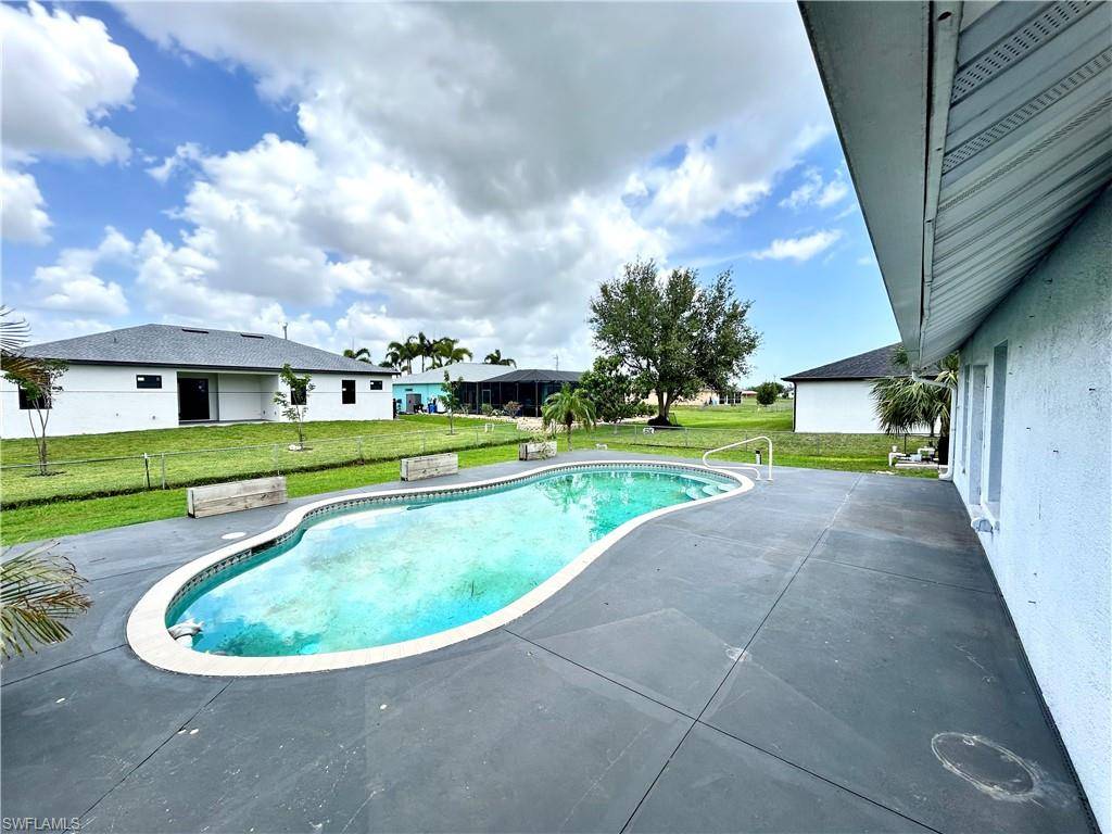 Cape Coral, FL 33993,23 NW 22nd AVE
