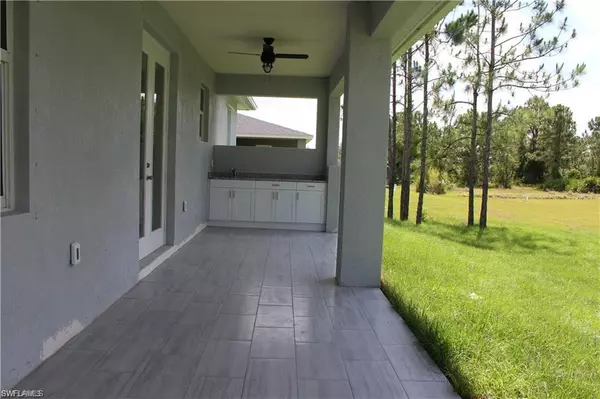 Lehigh Acres, FL 33976,3309 10th ST SW