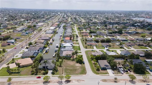Cape Coral, FL 33914,4015 Chiquita BLVD S