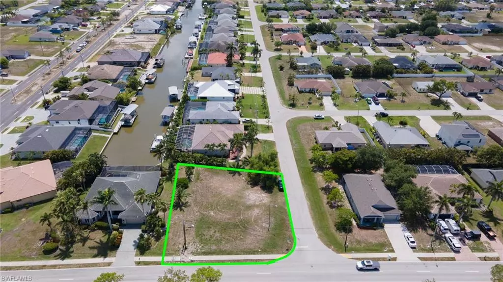 Cape Coral, FL 33914,4015 Chiquita BLVD S