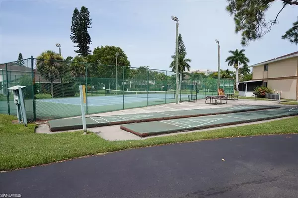 Fort Myers, FL 33907,3303 Royal Canadian TRCE #4