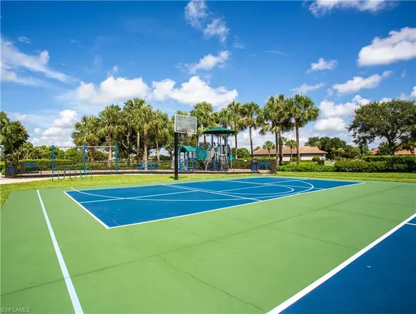 Fort Myers, FL 33913,10646 Essex Square BLVD