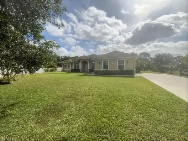 1108 Lee AVE, Lehigh Acres, FL 33972