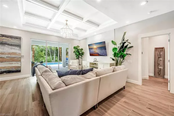 Naples, FL 34105,1470 Serrano CIR