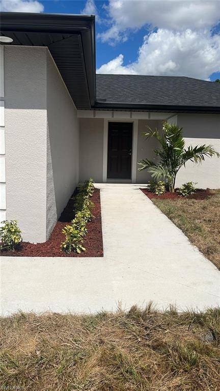 Lehigh Acres, FL 33971,3007 53rd ST W