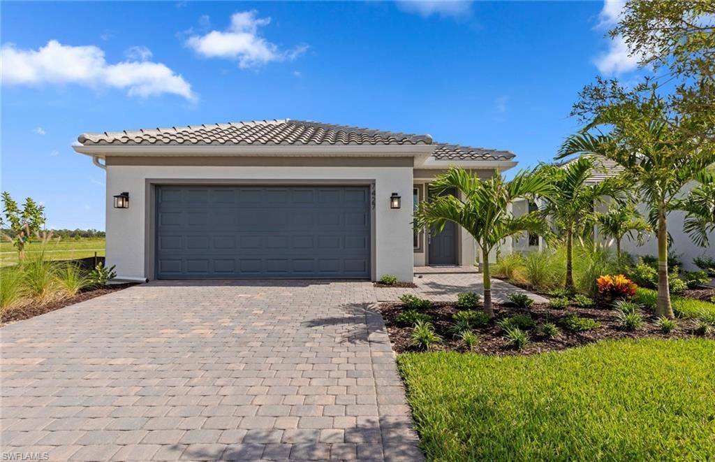 7427 Blue Salvia DR, North Fort Myers, FL 33917