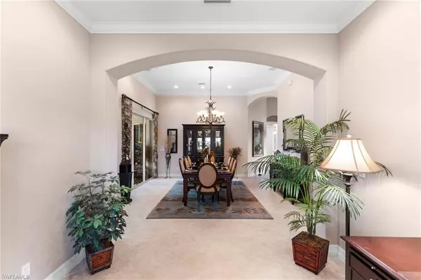 Naples, FL 34113,6155 Dogleg DR