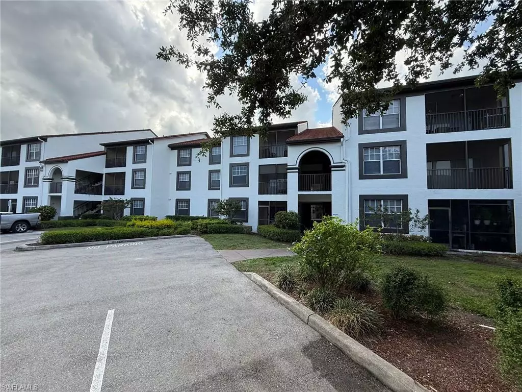 Naples, FL 34119,7940 Preserve CIR #934