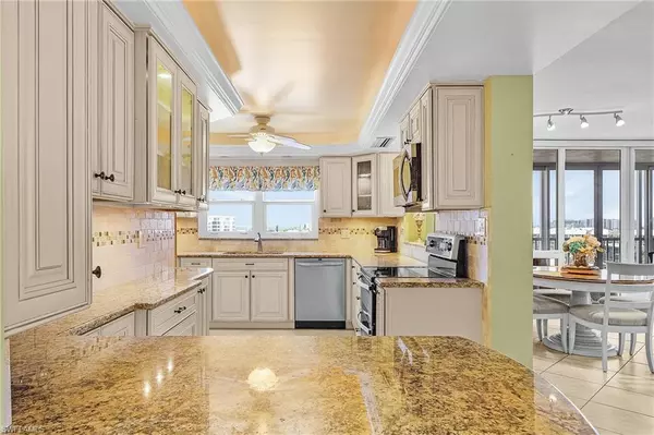 Fort Myers Beach, FL 33931,7150 Estero BLVD #706