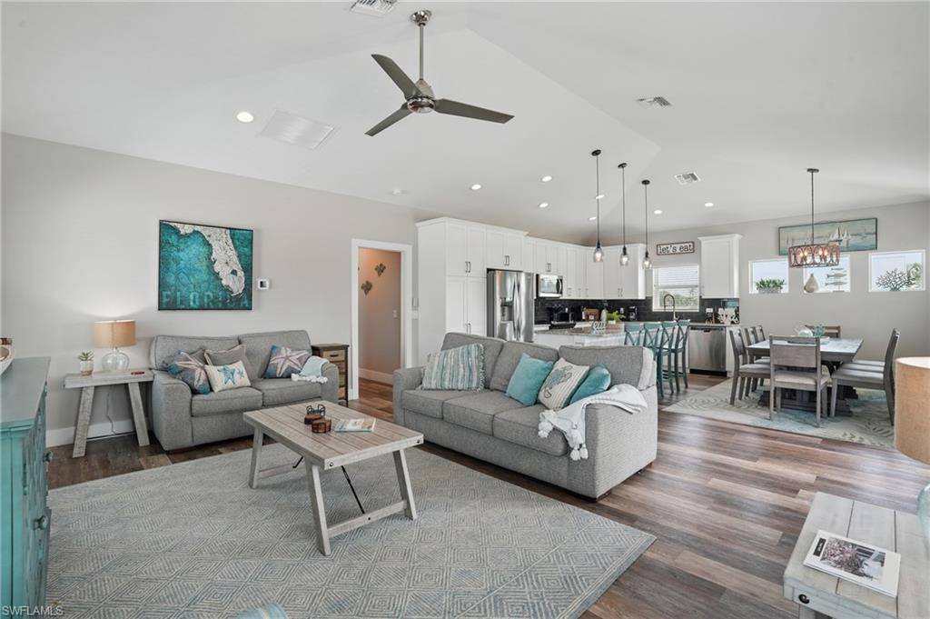Fort Myers Beach, FL 33931,171 Connecticut ST