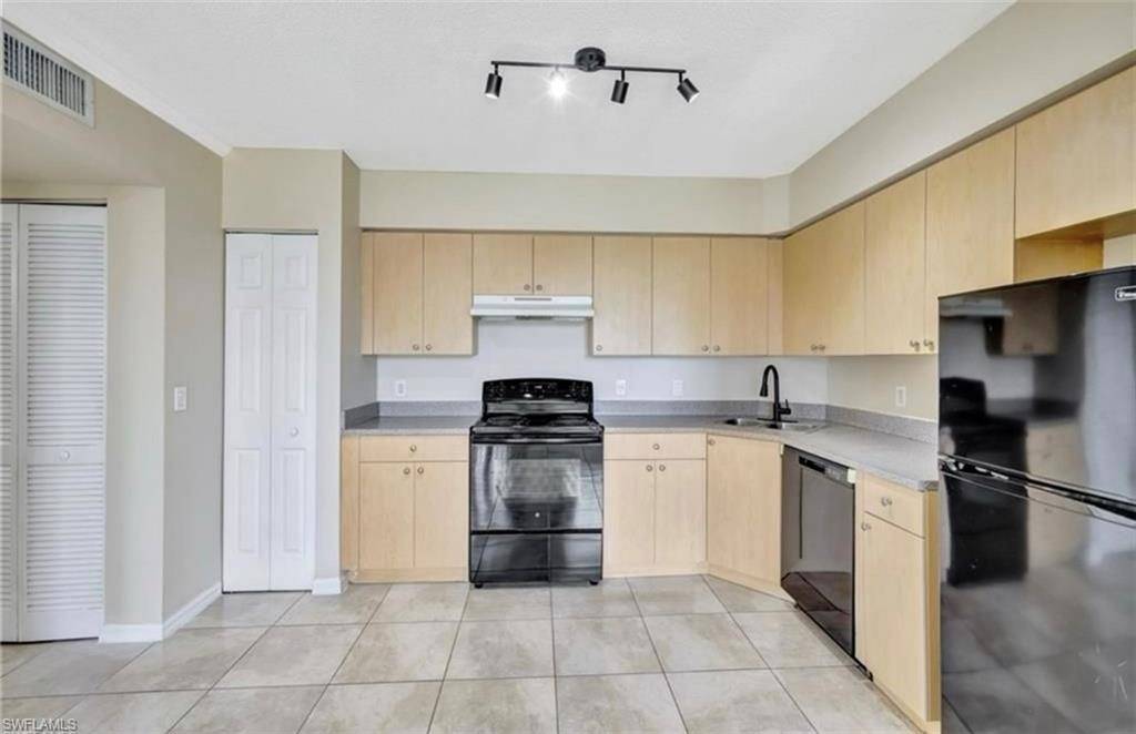 Bonita Springs, FL 34135,8687 River Homes LN #4206