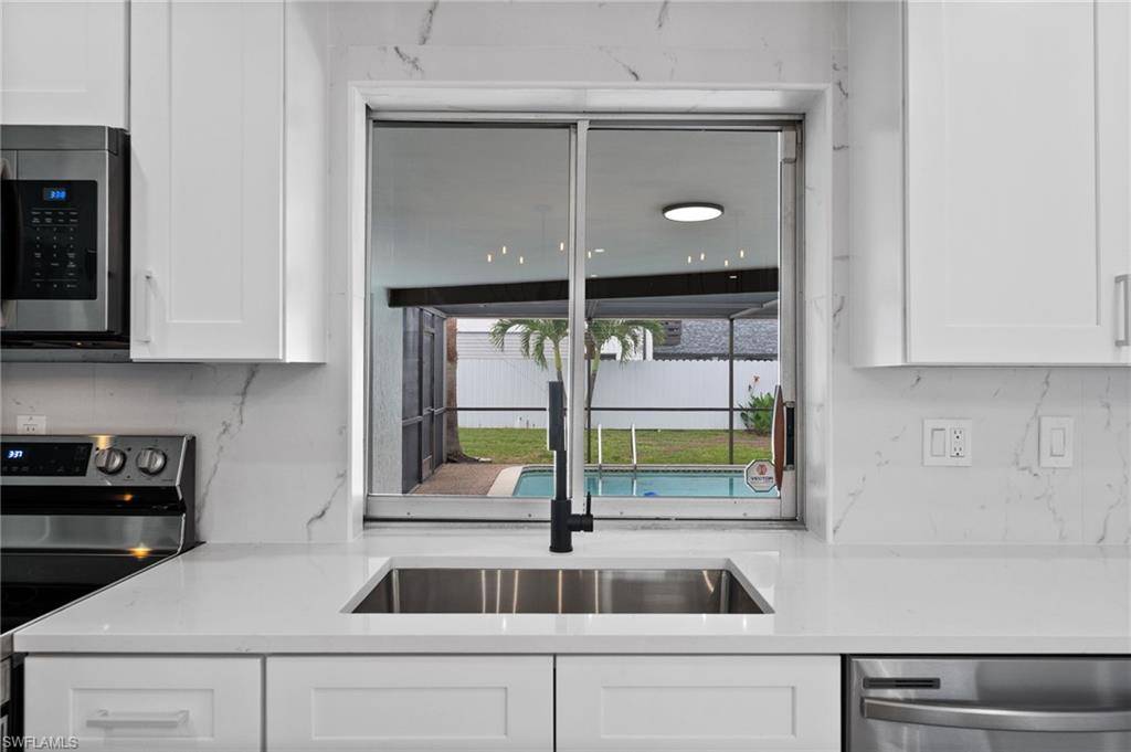 Cape Coral, FL 33904,2285 SE 28th ST