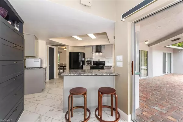 North Fort Myers, FL 33917,1704 Coral WAY