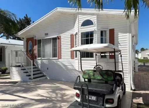 263 Bass LN #263, Naples, FL 34114