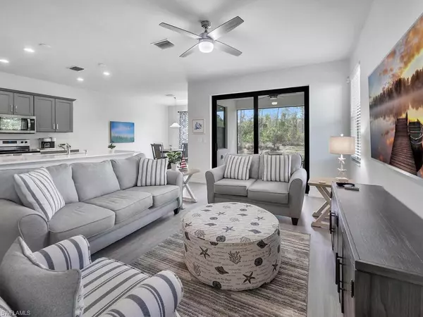 Naples, FL 34105,13078 Pembroke DR