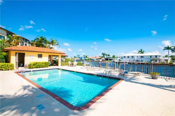Cape Coral, FL 33904,4015 SE 20th PL #301