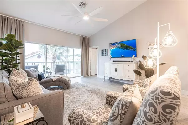 Naples, FL 34104,416 Windsor PL #201