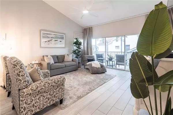 Naples, FL 34104,416 Windsor PL #201